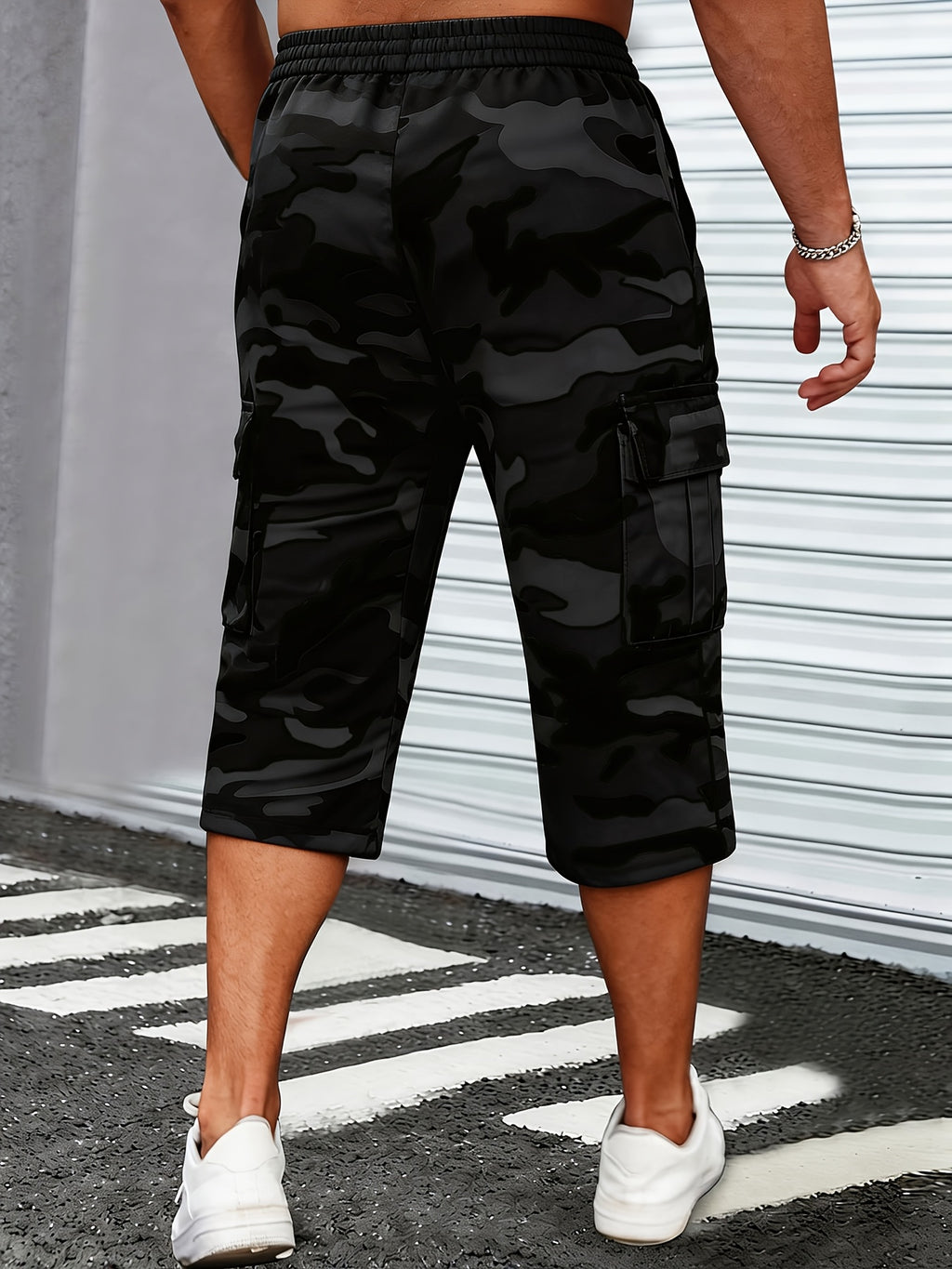 Men's Camo Cargo Capri Shorts, Multi-Pocket, Adjustable Waist