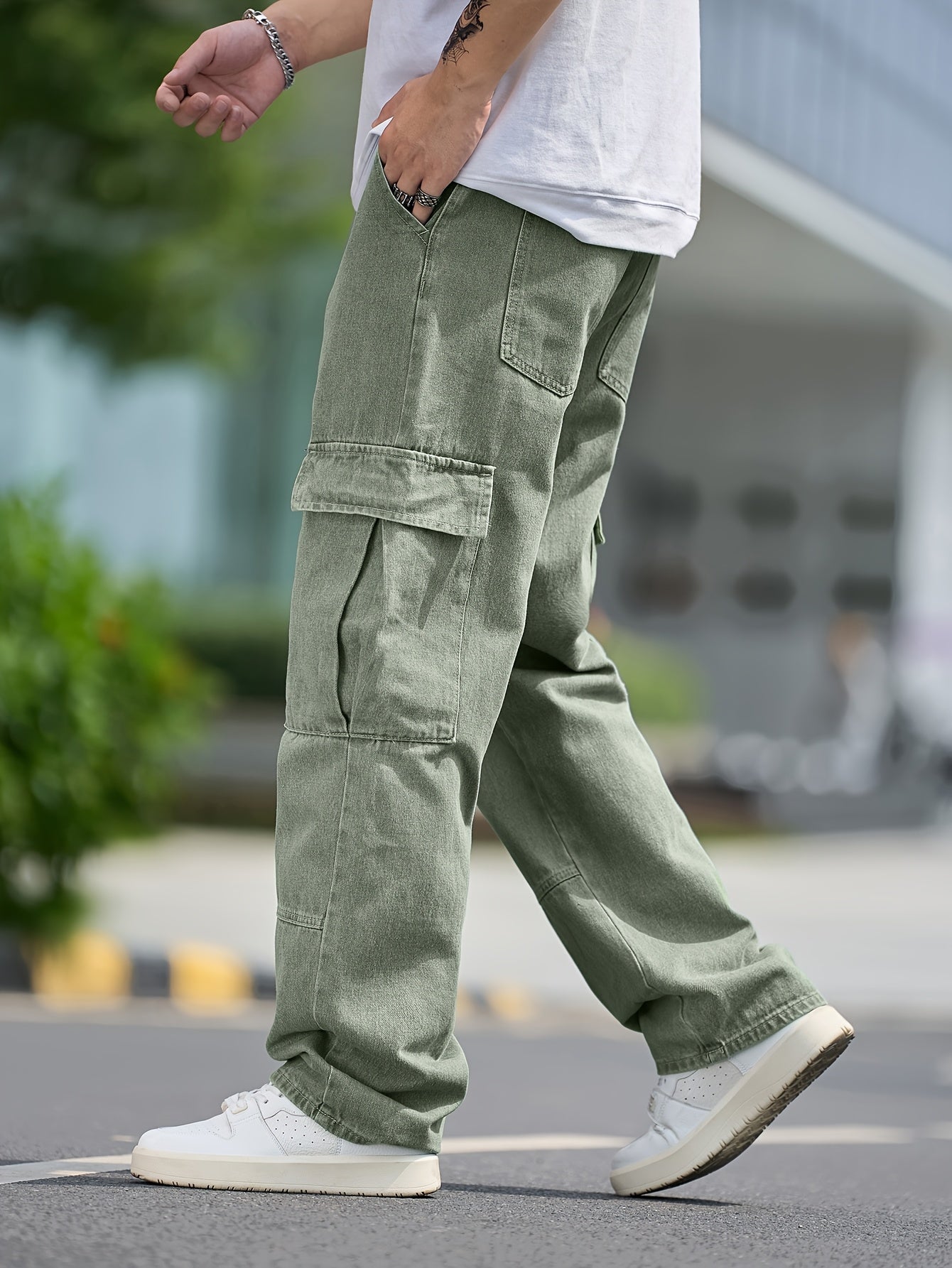 Men's Cargo Jeans, Loose Straight-Leg, Washed Denim