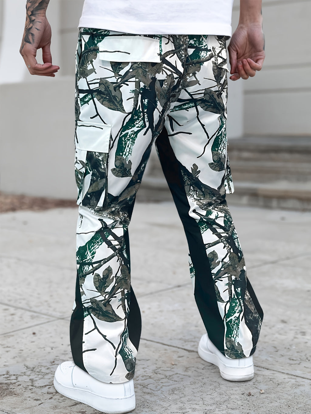 Men's Flare-Leg Cargo Pants, Printed, Elastic Waist