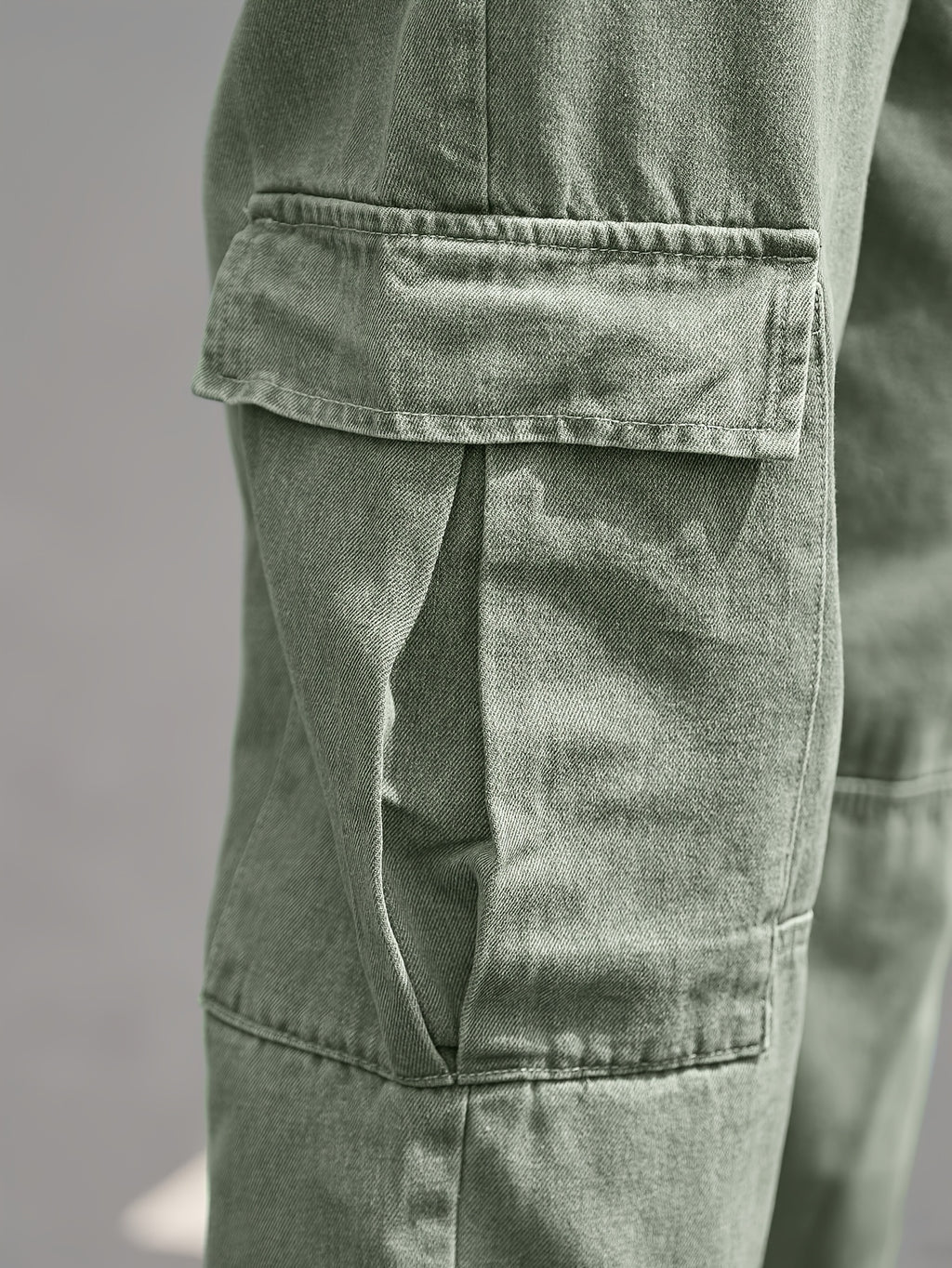 Men's Cargo Jeans, Loose Straight-Leg, Washed Denim